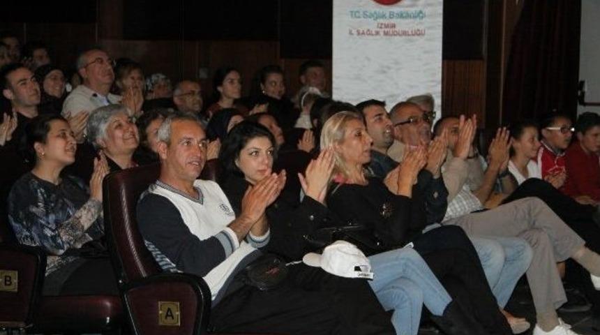 Alkışlar Sağlık &Ccedil;alışanları İ&ccedil;in