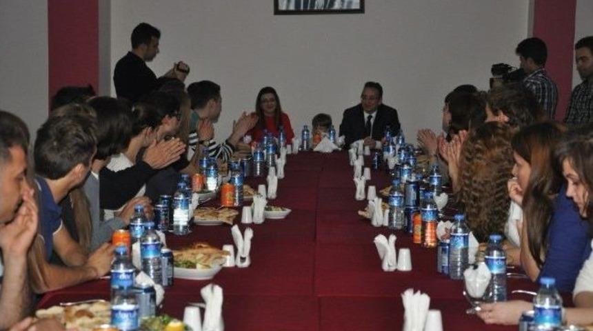 5 &Uuml;lkeden 35 &Uuml;niversite &Ouml;ğrencisi Şırnak'a Geldi