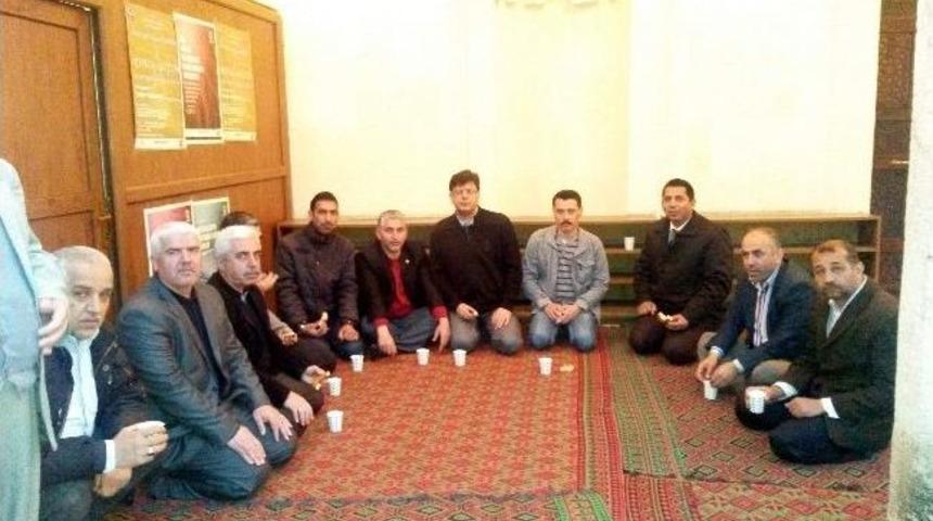 Sabah Namazı Buluşmalarına Gazetecilerde Katıldı