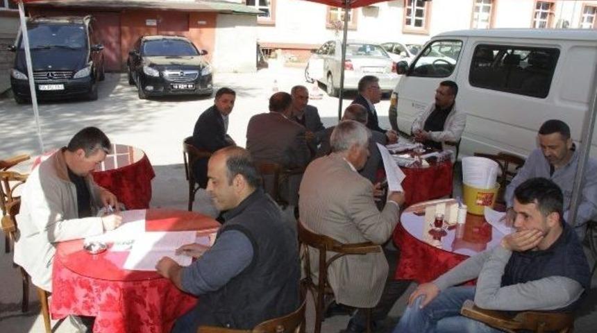 Din G&ouml;revlileri Kan Bağışladı