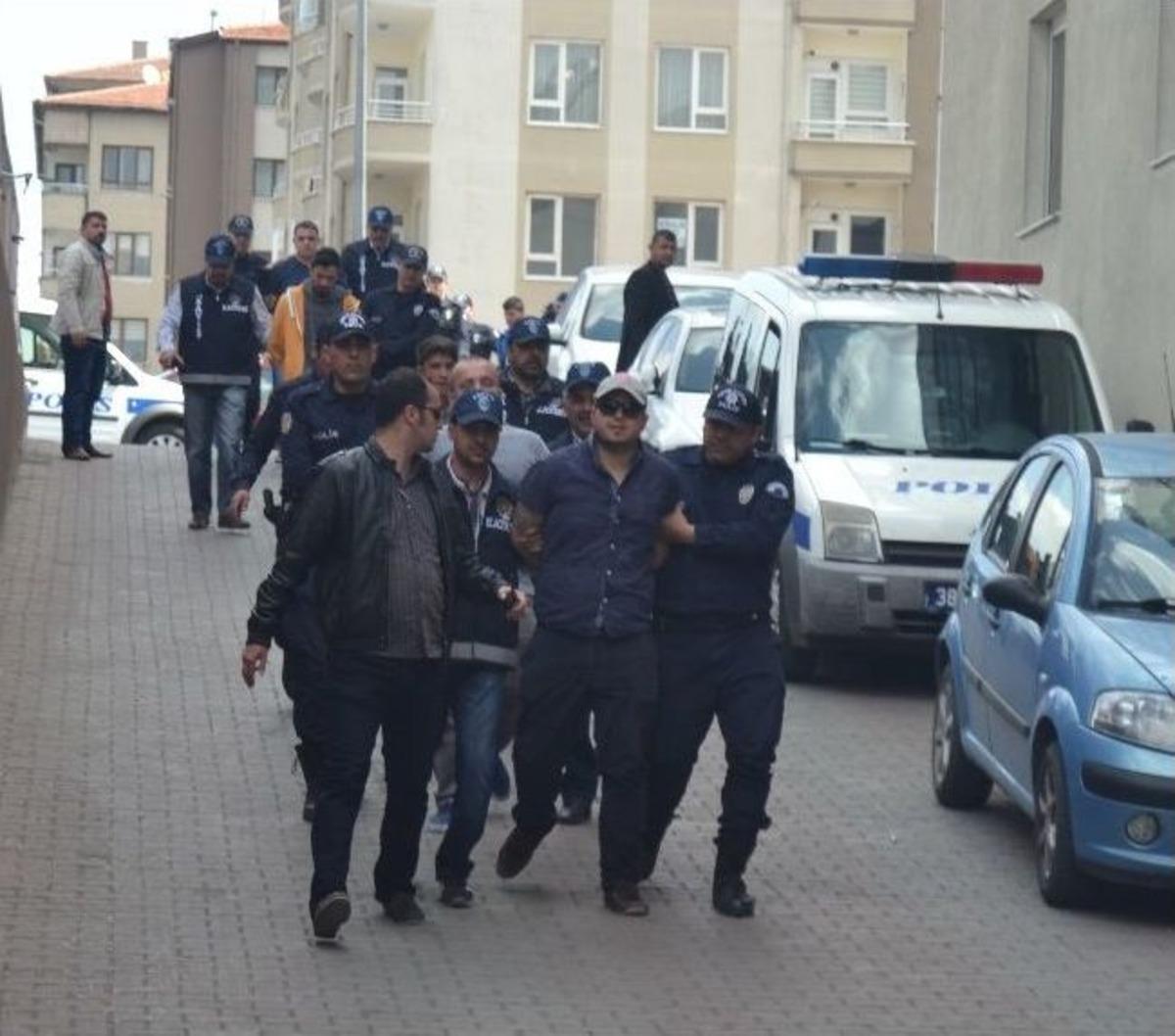 Olaylı Ma&ccedil;ın G&ouml;r&uuml;nt&uuml;leri İzlendi, Taraftarlar G&ouml;zaltında