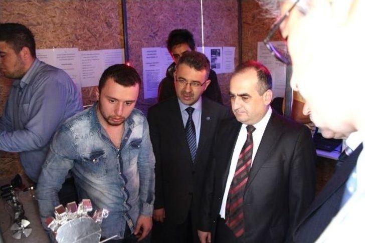 Gediz Meslek Yüksekokulu Yıl Sonu Sergisi G2