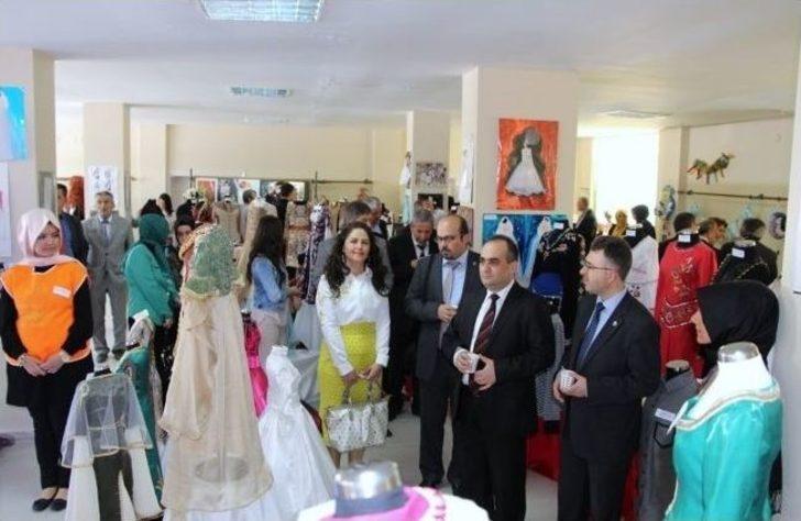 Gediz Meslek Yüksekokulu Yıl Sonu Sergisi G5