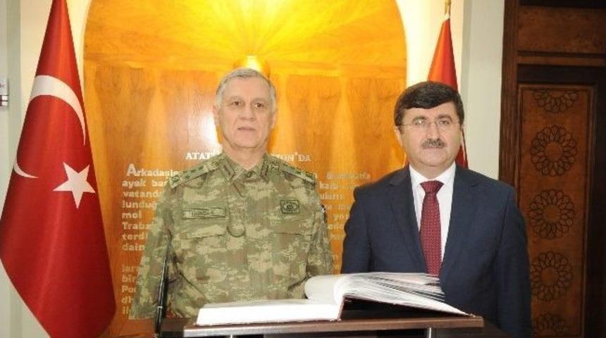 3. Ordu Komutanı Orgeneral D&uuml;ndar Trabzon&rsquo;da