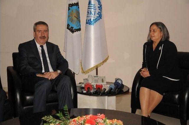 Vali Kıraç tan Kışanak a Tebrik Ziyareti 2