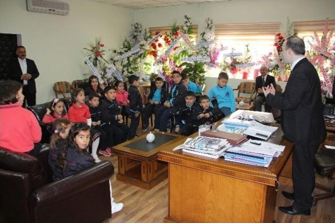 Minik &Ouml;ğrencilerden Başkan &Ouml;zg&ouml;k&ccedil;e&rsquo;ye Ziyaret