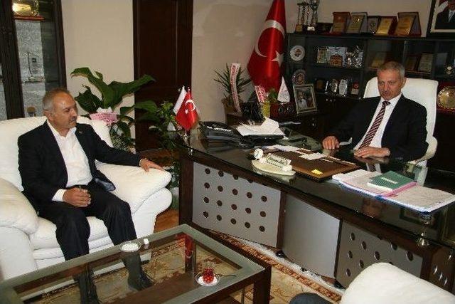 Başkan Dişli&rsquo;ye Eğitimcilerden Ziyaret 1