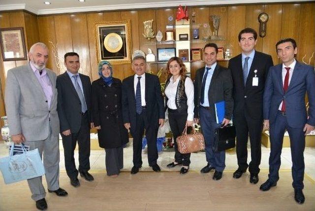 B&uuml;y&uuml;kkılı&ccedil; a Ziyaretler S&uuml;r&uuml;yor 1