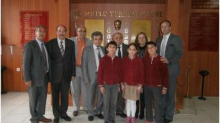 Milli Zafer İlkokulu Bilgi Yarışmasında İl Birincisi Oldu