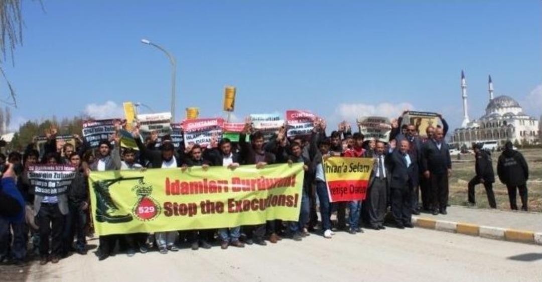 &Uuml;niversite &Ouml;ğrencilerinden Mısır&rsquo;a Tepki Y&uuml;r&uuml;y&uuml;ş&uuml;