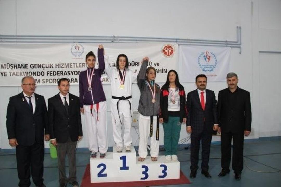 Taekwondo Gen&ccedil;ler Grup Şampiyonası Sona Erdi