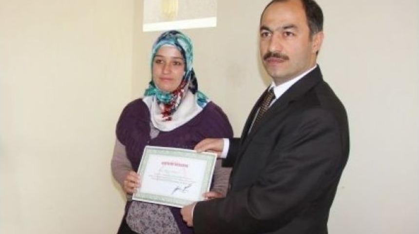 G&ouml;re Beldesinde Kadınlara Y&ouml;nelik D&uuml;zenlenen S&uuml;r&uuml; Y&ouml;netimi Elemanı Eğitimi Tamamlandı