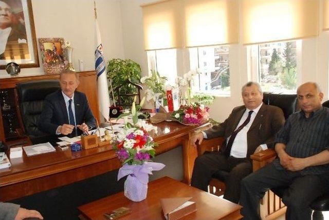 Kubaliç Ve Yönetiminden Başkan Atabay’a Ziyaret