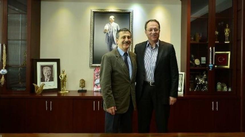 Ak Parti Başkan Adayı &Ouml;nder&rsquo;den Başkan Ata&ccedil;&rsquo;a Kutlama Ziyareti