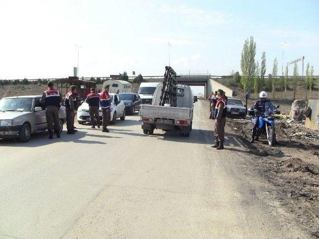 Ankara Hurdacılar Sitesinde Yapılan Operasyonda 15 Kişi Yakalandı 1