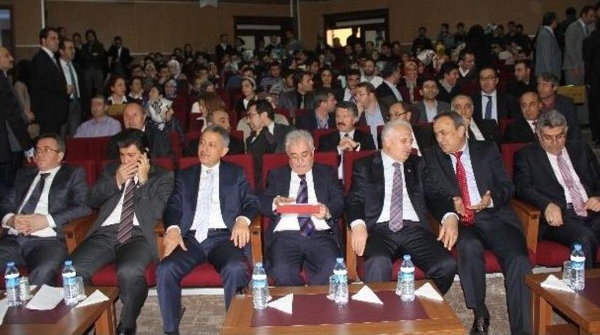 Etü’de, “son 10 Yılda Türkiye’de Para Ve Sermaye Piyasalarındaki Gelişmeler” Paneli