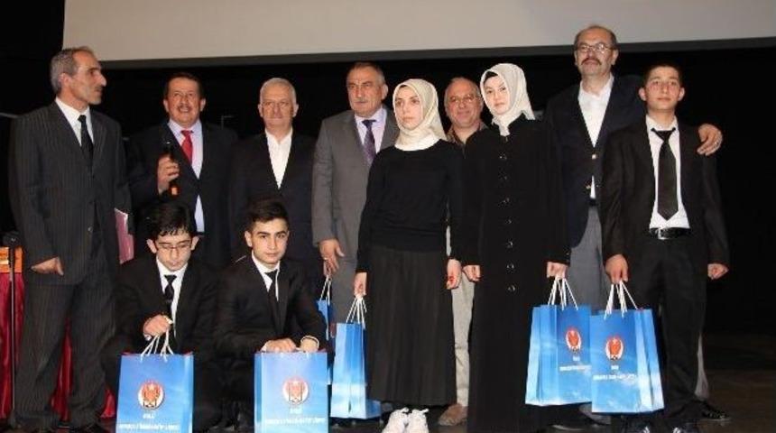 Belediye Başkanı Kutlu Doğum Haftası Etkinliğine Katıldı