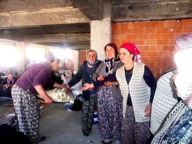 Sarıg&ouml;l de Bir Mahalle Yağmur Duasına &Ccedil;ıktı 1