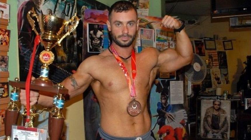 T&uuml;rkiye &Uuml;&ccedil;&uuml;nc&uuml;s&uuml;nden Anlamlı Mesaj: