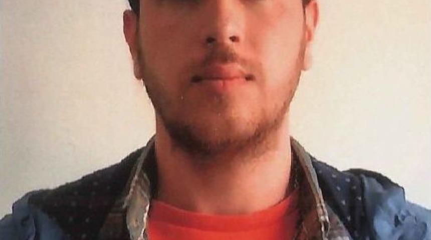 Sahte Pasaportlu Suriyeliler Havaalanında Yakalandı