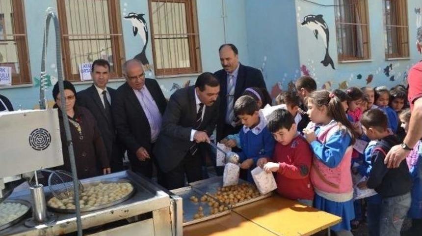 Atat&uuml;rk İlk&ouml;ğretim Okulunda Lokma Etkinliği