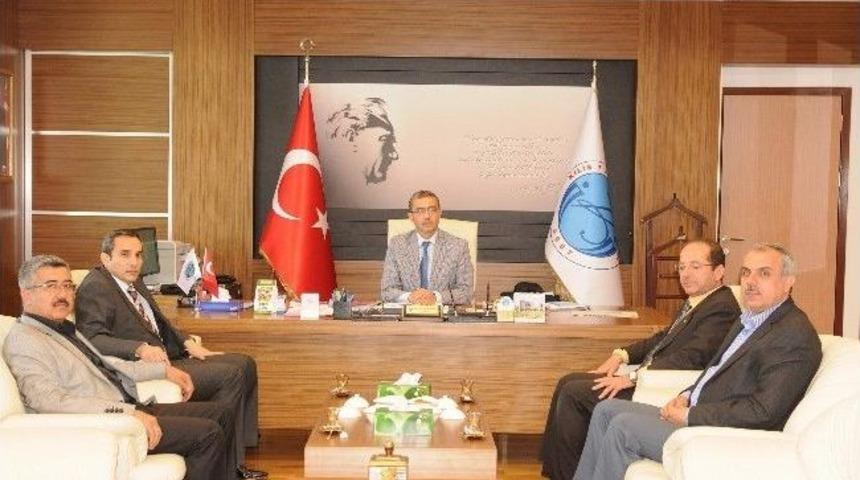 M&uuml;siad Kilis Şubesinden &Uuml;niversiteye Ziyaret