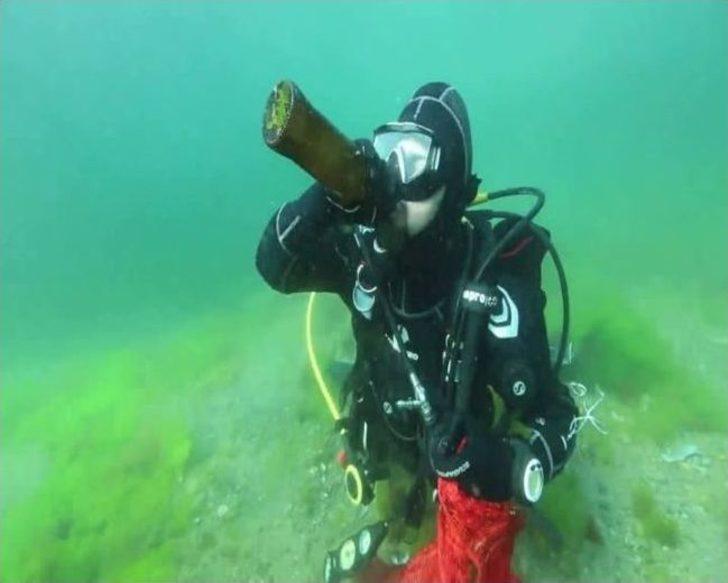 Dalgıçlardan Büyükada Açıklarında Temizlik Dalışı G1