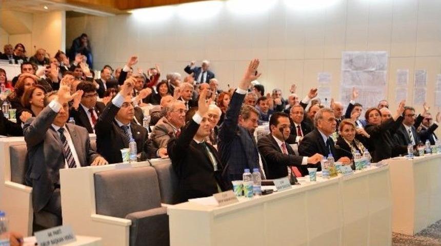 Başkan Kocaoğlu: ''bizim İhalelerimizde Kartvizit Ge&ccedil;mez''