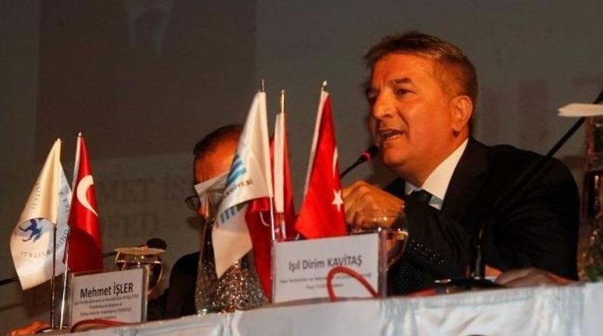 Turizm Paneli Fo&ccedil;a&rsquo;da Ger&ccedil;ekleştirildi