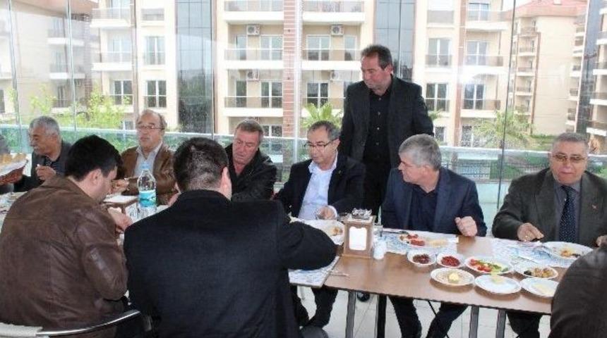 Manisa Esnaf Odaları Turgutlu'da Kahvaltıda Buluştu