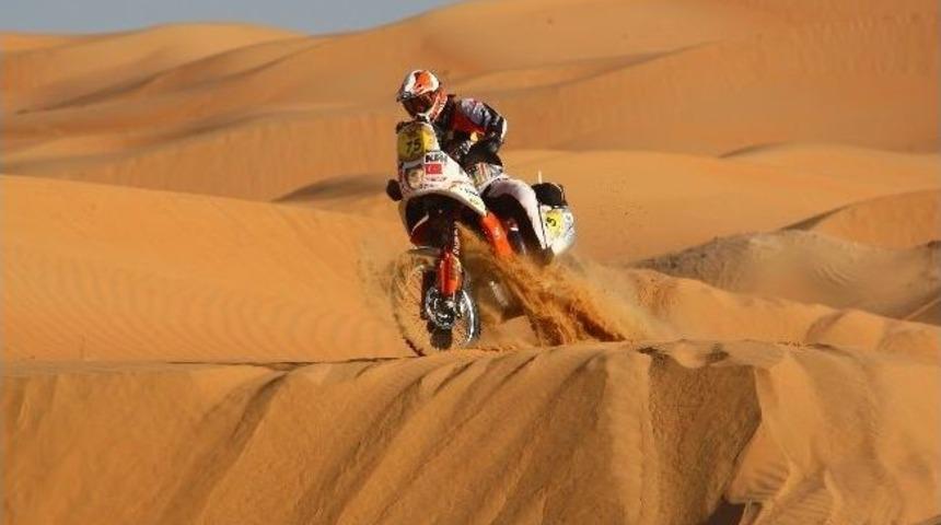 Spormoto Dakar T&uuml;rk Takımı, Abu Dabi &Ccedil;&ouml;llerini Başarıyla Ge&ccedil;ti