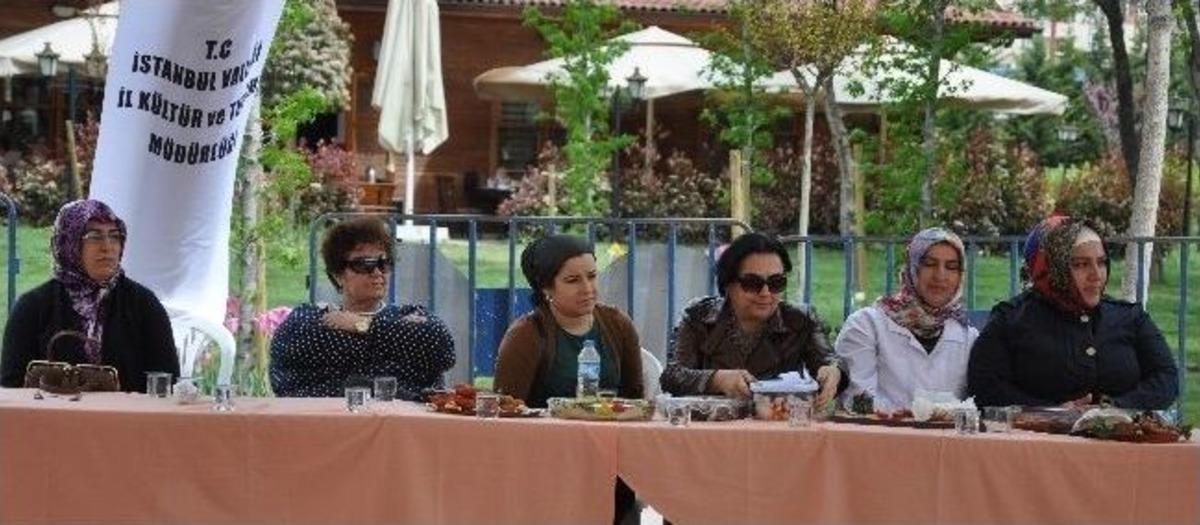 Ev Hanımları H&uuml;nerlerini Bu Kez J&uuml;ri &Ouml;n&uuml;nde Sergiledi