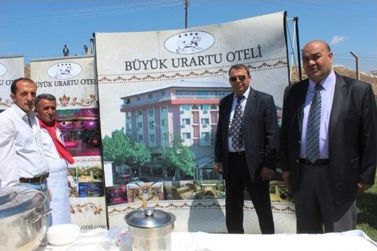 Turizm Haftası Kapsamında Van Kalesi&rsquo;nde Etkinlik D&uuml;zenlendi