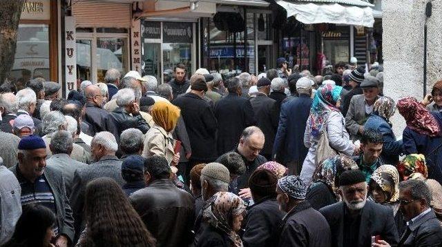Bolu&rsquo;da 700 Kur an-ı Kerim Hediye Edildi 2