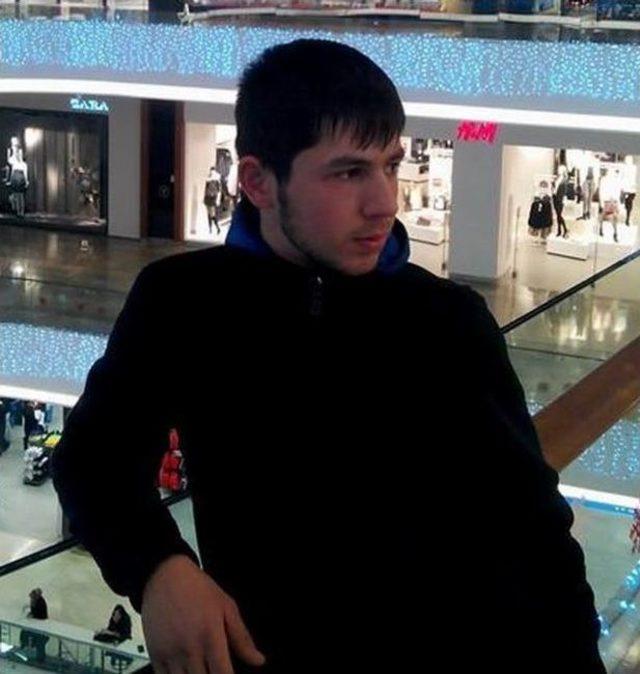 Samsun'da Bıçaklı Saldırıda Ağır Yaralanan Genç Öldü