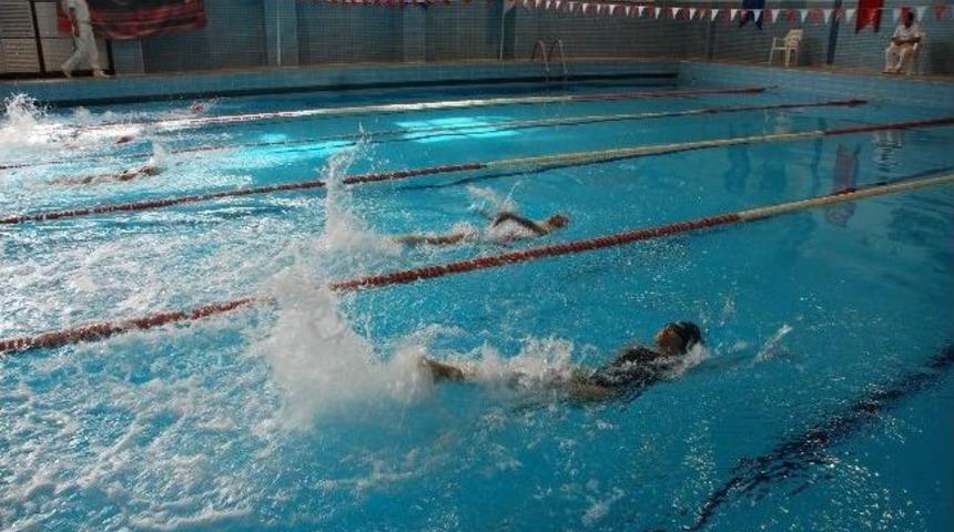 Adıyaman&rsquo;da Kardeş İller Y&uuml;zme Projesi M&uuml;sabakaları Yapıldı