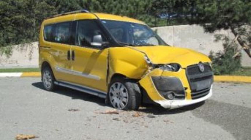 Sakarya&rsquo;da Trafik Kazası: 1 Yaralı