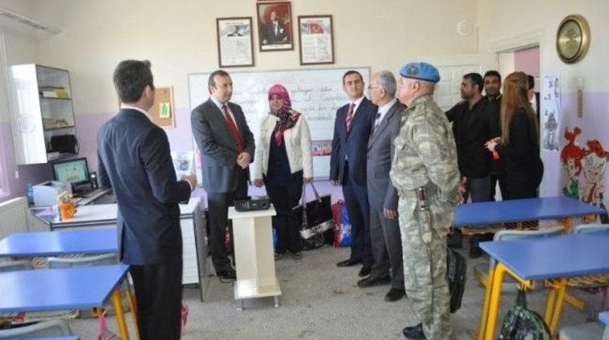 K&ouml;y Okuluna Teknolojik Altyapı