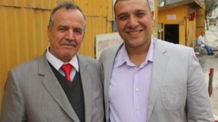 Babasının Kaybettiği Muhtarlığı 5 Yıl Sonra Oğlu Kazandı