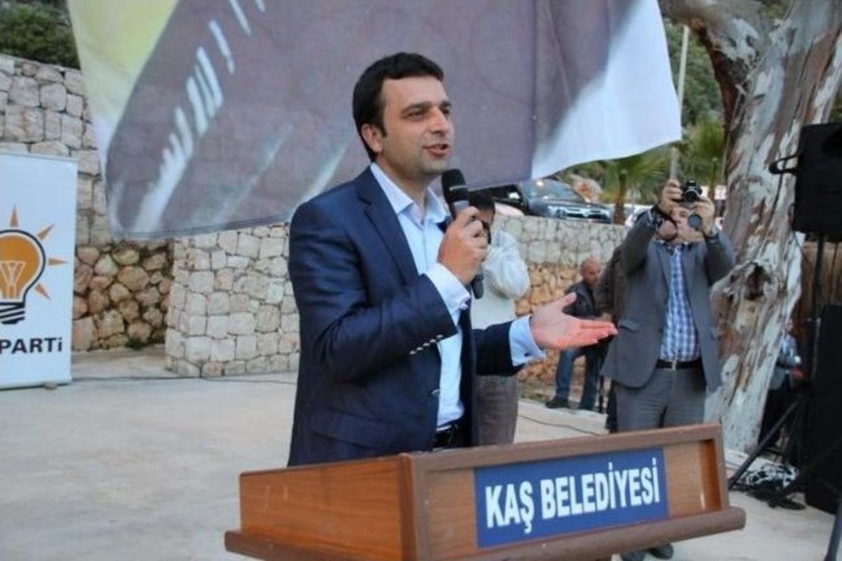 B&uuml;y&uuml;kşehir Belediye Başkanı T&uuml;rel, Kaş'ta