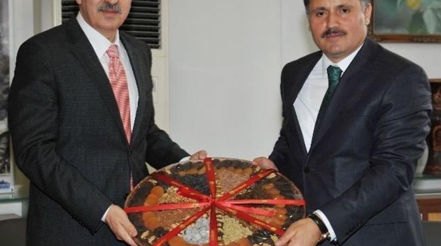 Ak Parti Genel Başkan Yardımcısı Numan Kurtulmuş&rsquo;tan, Başkan &Ccedil;akır&rsquo;a Ziyaret