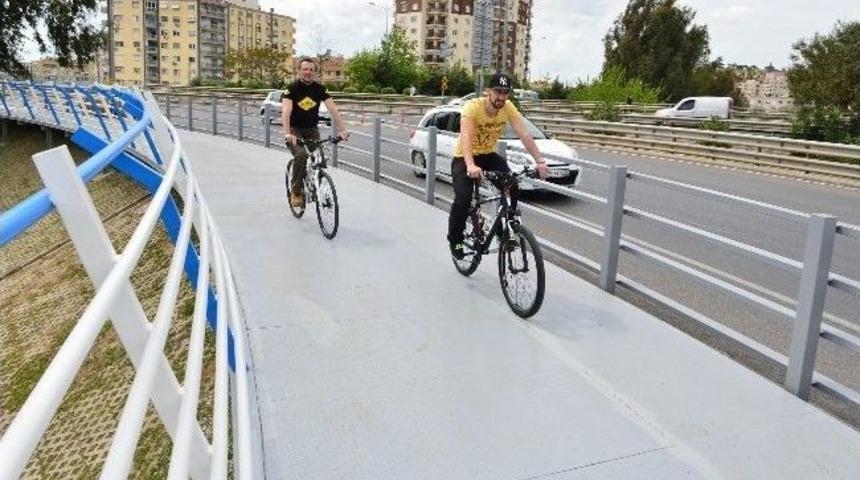Bisiklet&ccedil;ilerin Viyad&uuml;k Kabusu Bitti