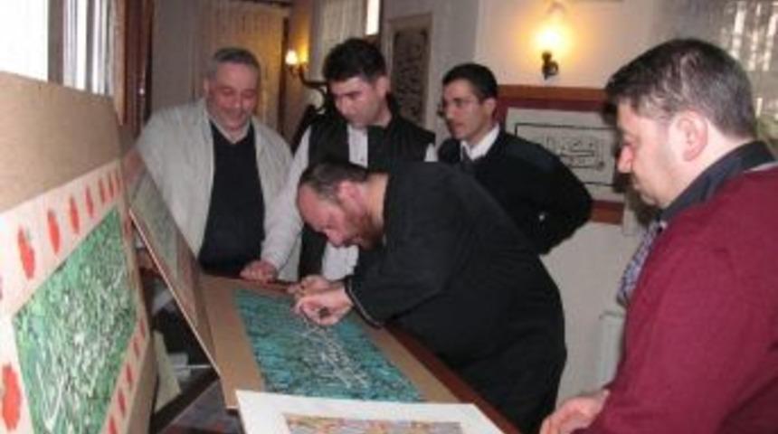 Bursalı Hattatlardan Anlamlı Sergi