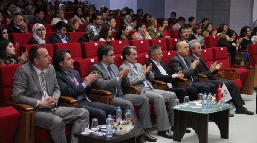 İk&ccedil;&uuml;'de Hemşireliğe İlk Adım Atıldı