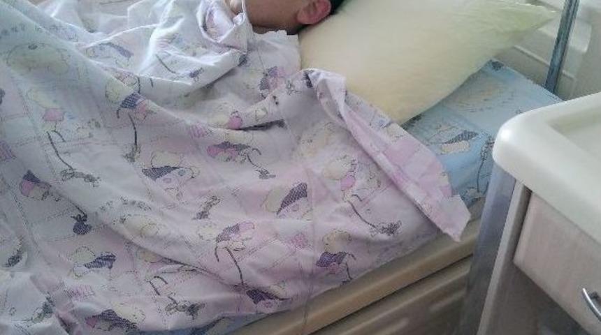 (&ouml;zel Haber) Apandisti Patlayan &Ccedil;ocuk 3 Hastane Dolaştı