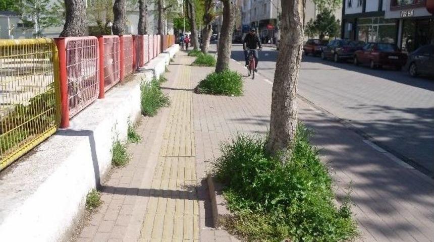 Muratlılılar Kaldırımlardan Şikayet&ccedil;i