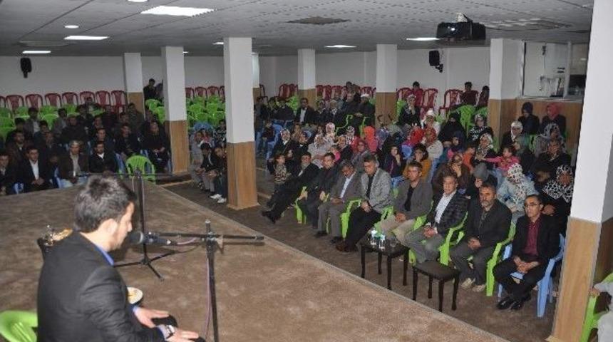 Kardelen Derneğinden &ldquo;&ccedil;ocuk Aile Ve Din&rdquo; Konulu Seminer