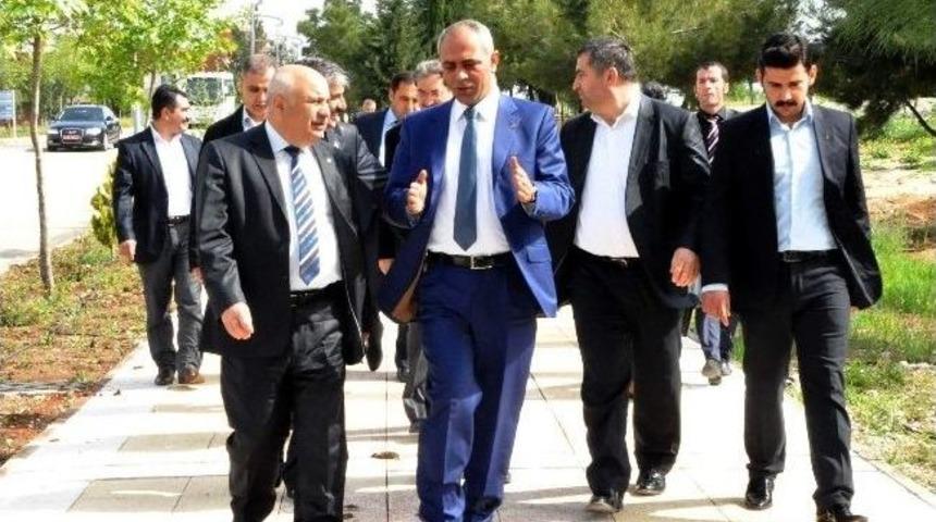 M&uuml;siad &Uuml;yeleri Adıyaman &Uuml;niversitesi&rsquo;ni Ziyaret Etti
