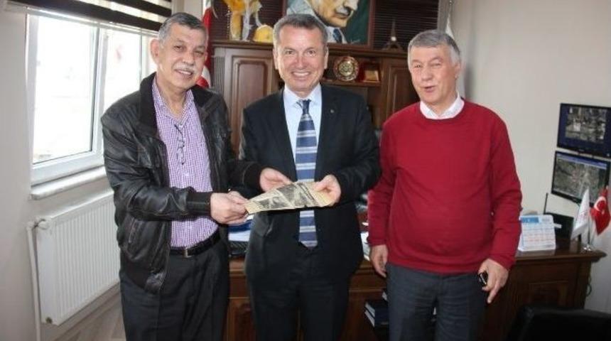 Başkan Kantarcı&rsquo;ya Gazete Kup&uuml;r&uuml; S&uuml;rprizi