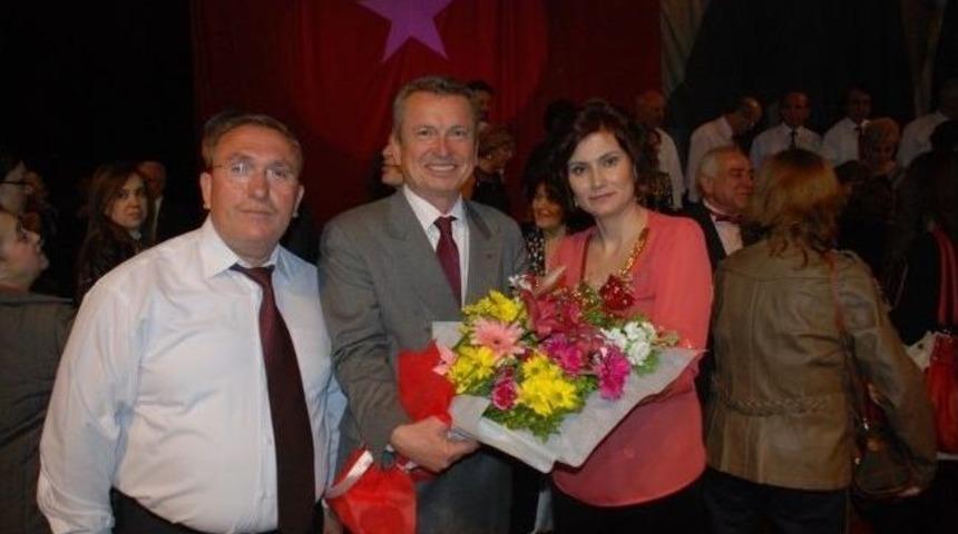 T&uuml;rk Sanat M&uuml;ziği Topluluğundan Konser